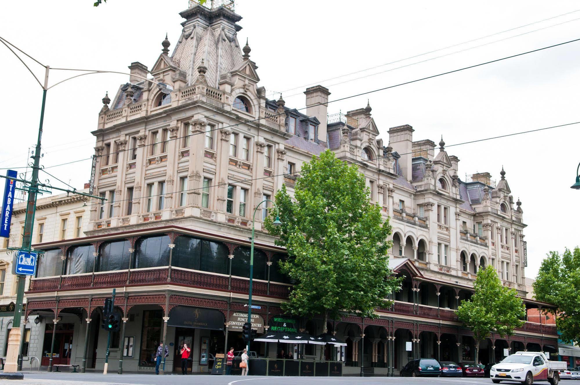 The Hotel Shamrock Bendigo Kültér fotó